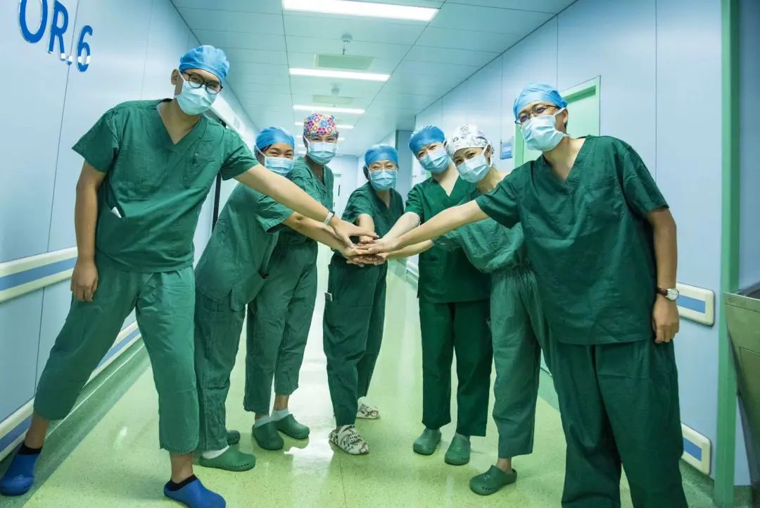 幕后守护者——记我院麻醉团队为一位高龄危重患者保驾护航